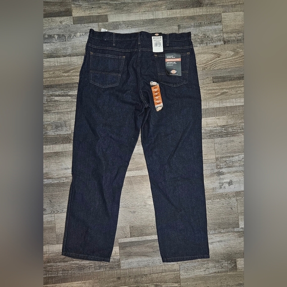 💙Dickies Work Jean Men’s Size 42X32 Denim Regular Fit💙🩵 - Picture 1 of 2